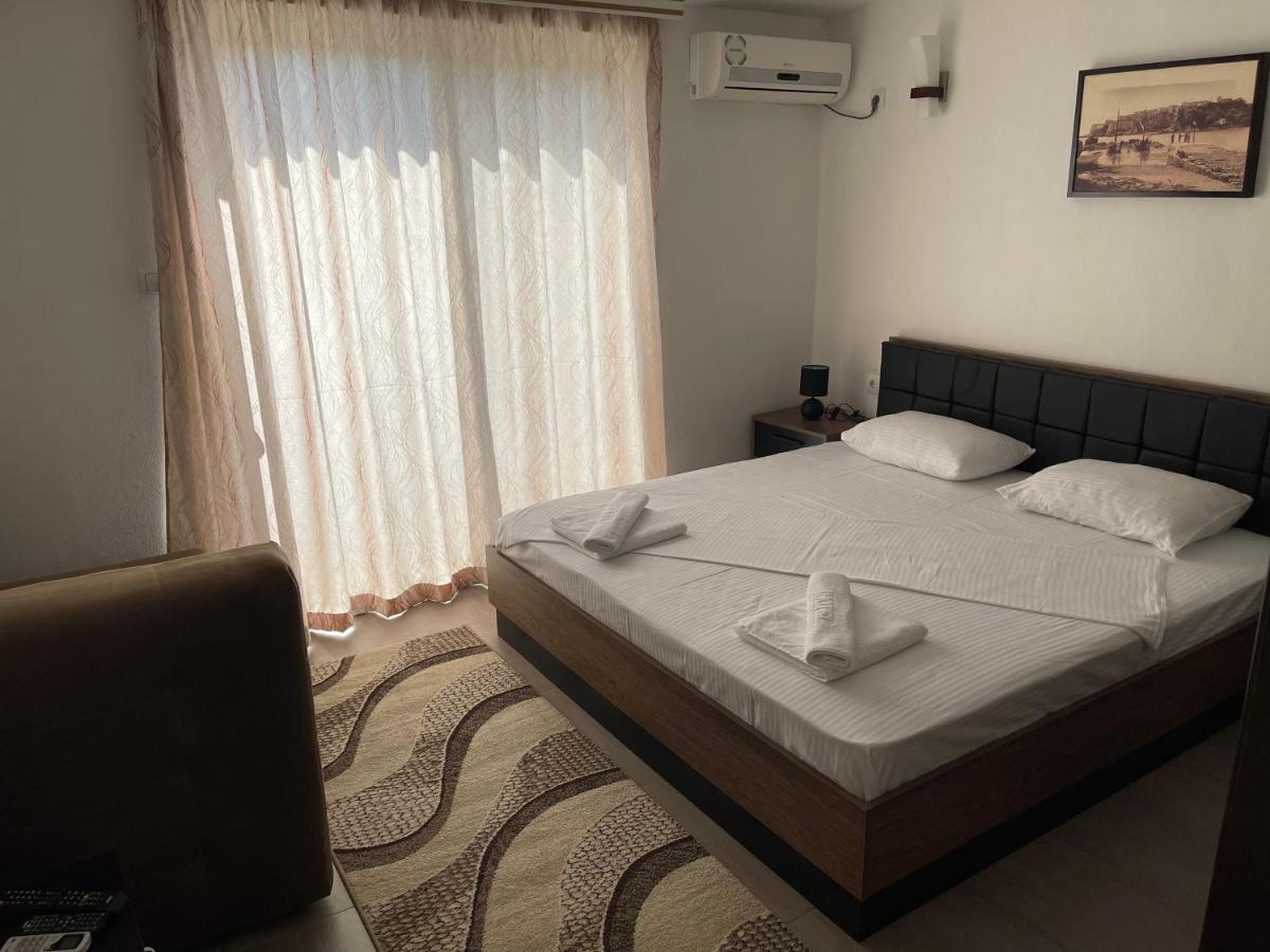 Apartaments Queen Улцинь Экстерьер фото