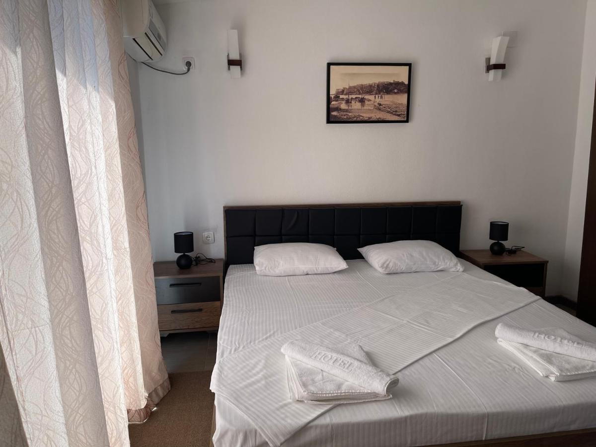 Apartaments Queen Улцинь Экстерьер фото