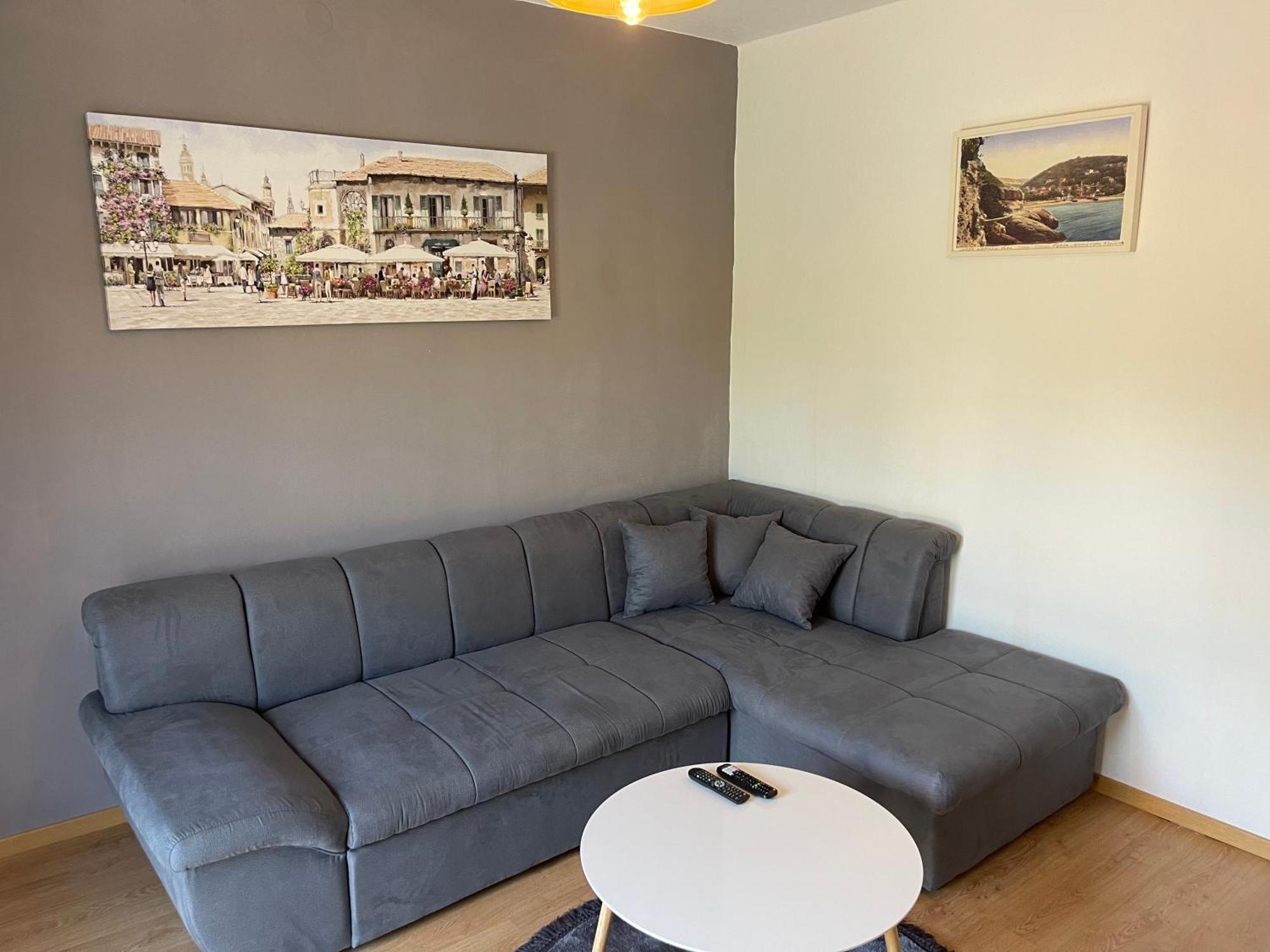 Apartaments Queen Улцинь Экстерьер фото