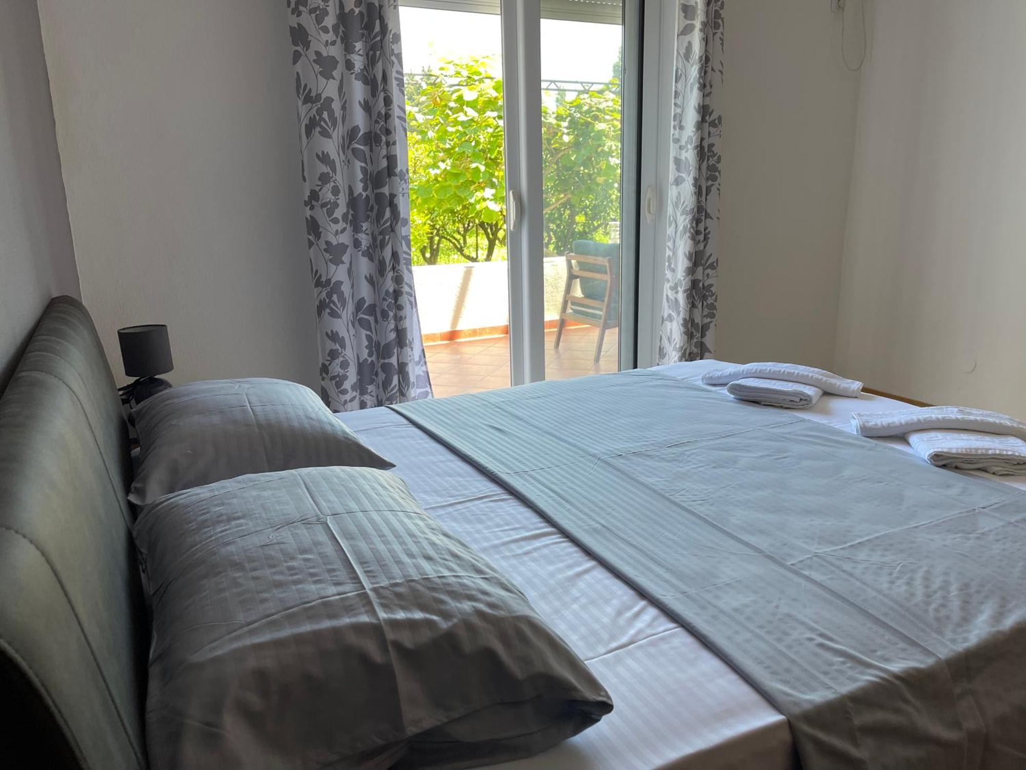 Apartaments Queen Улцинь Экстерьер фото