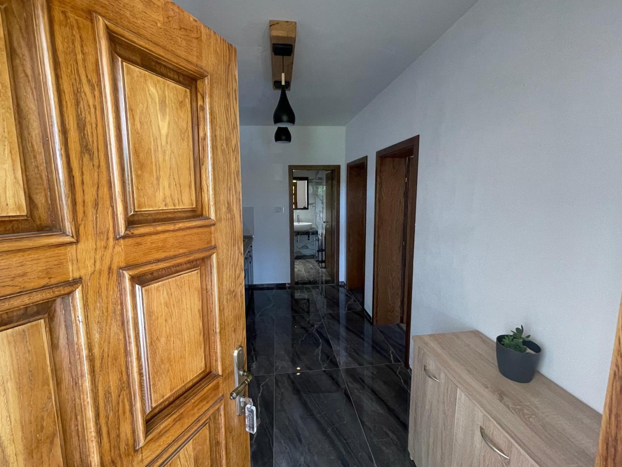 Apartaments Queen Улцинь Экстерьер фото