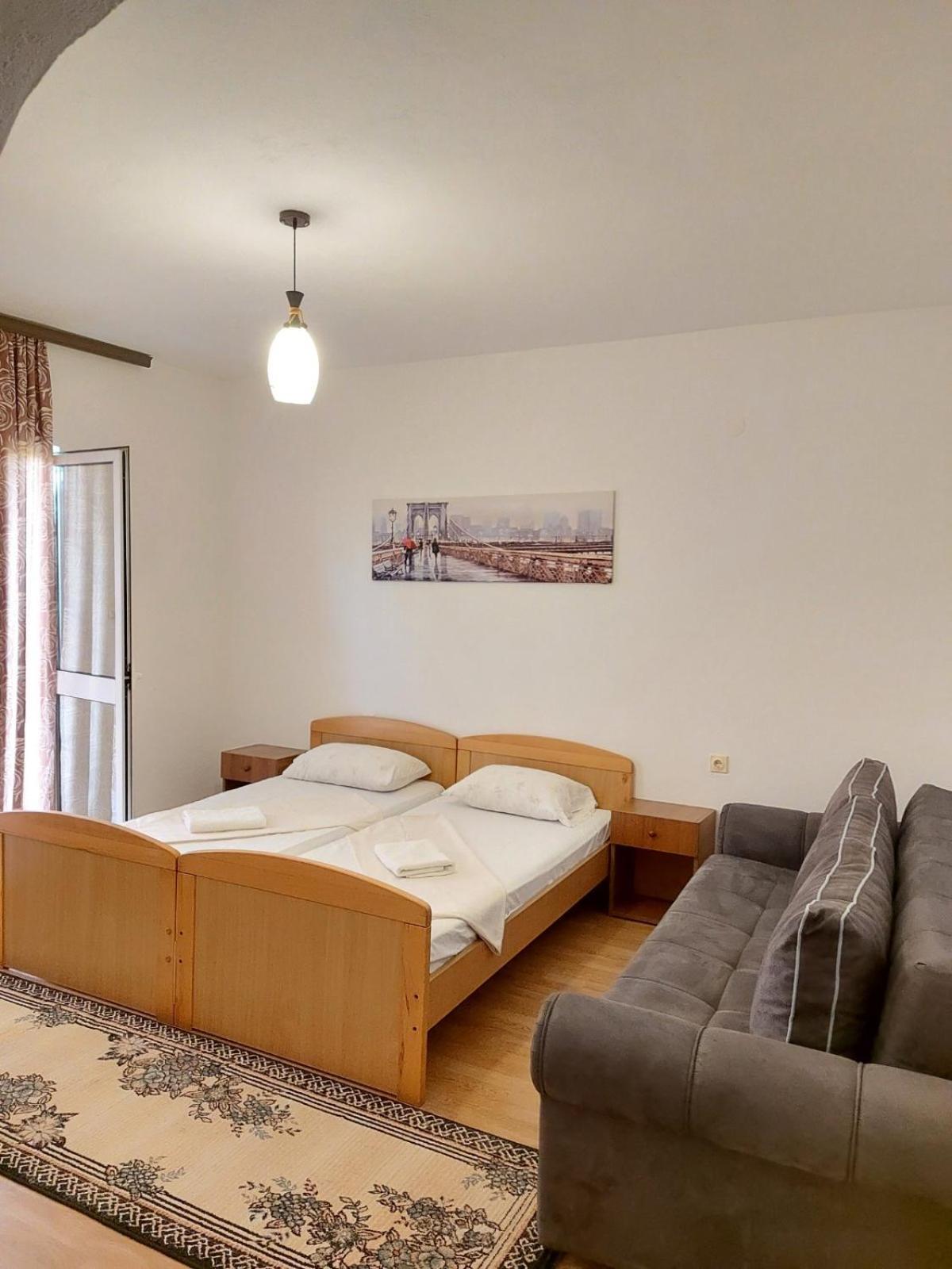 Apartaments Queen Улцинь Экстерьер фото
